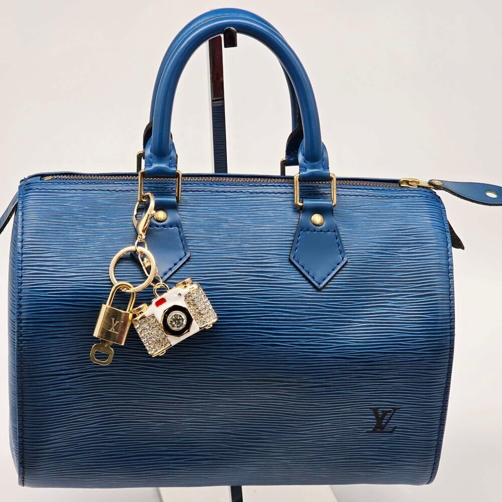 LV Authentic Gold Padlock 🔒 Key Set w/ Unbranded Mini Camera Keychain Charm
